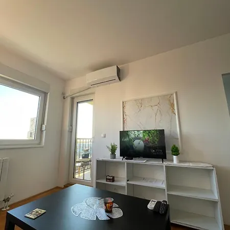 Lv Apartament Belgrad